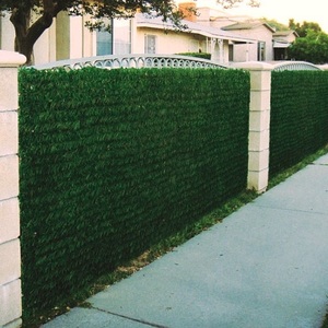 Haie artificielle LUX2/R 140 brins Vert Thuyas maillage Carré 200x300 - JET7GARDEN