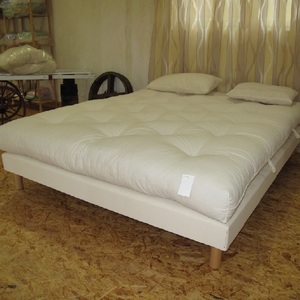 Futon PURE LAINE vierge fabriqué main - 1 place